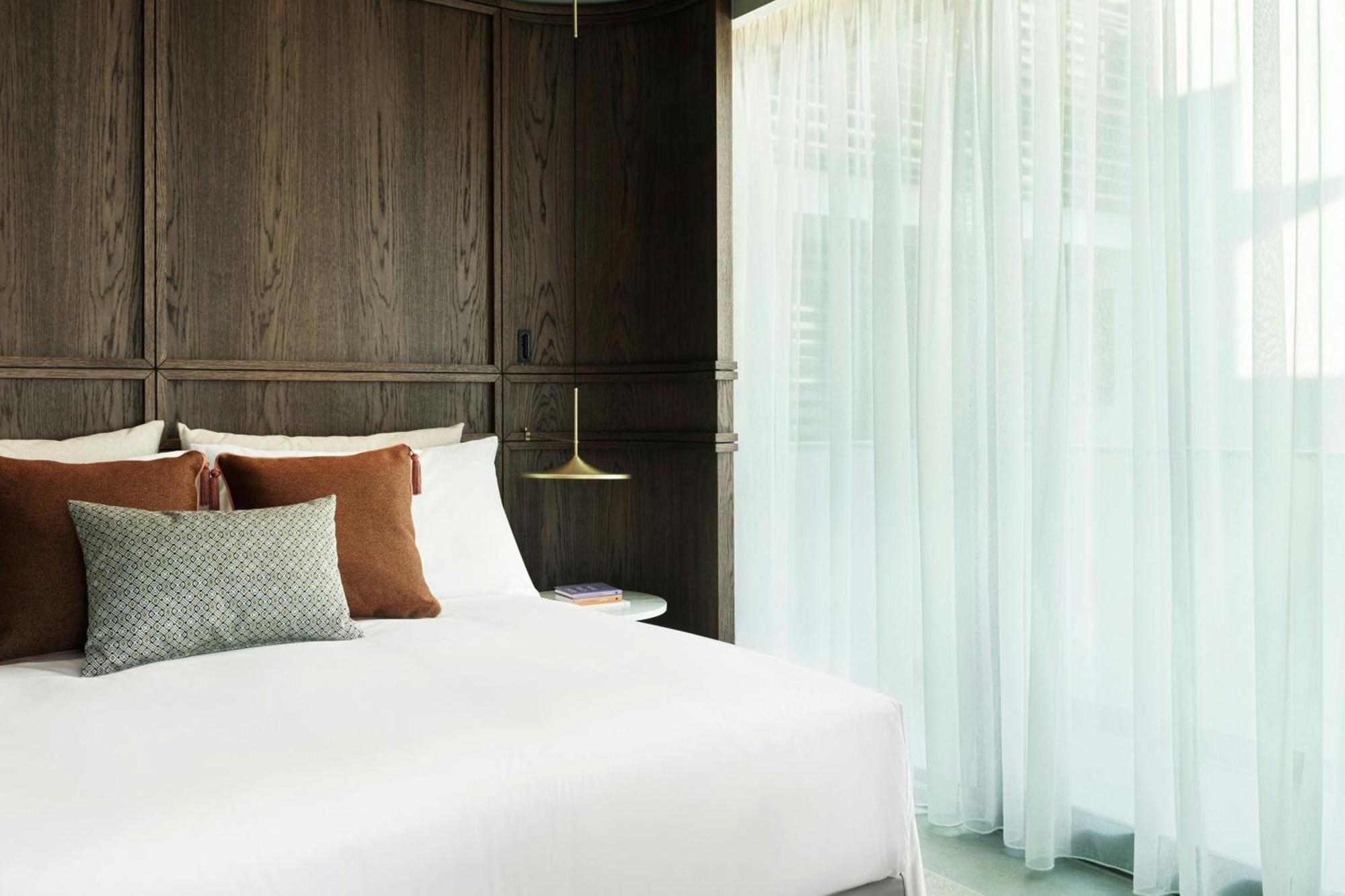 Hotel Monasty, Thessaloniki, Autograph Collection Exteriér fotografie A bedroom at the hotel